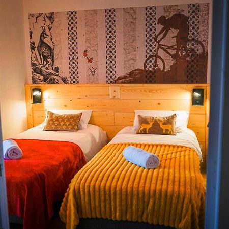Le Petit Cerf Hotel Cervieres  Bagian luar foto