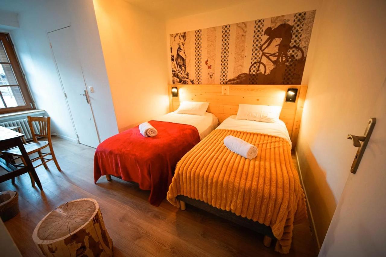 Le Petit Cerf Hotel Cervieres  Bagian luar foto